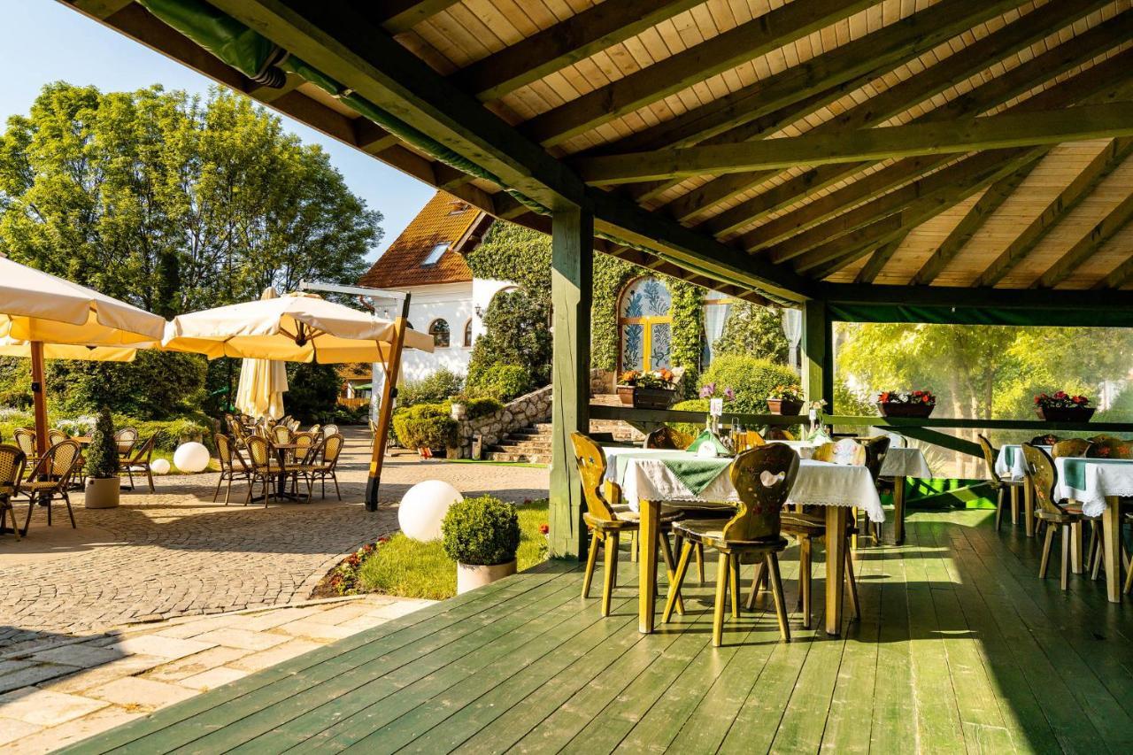 Conacul Secuiesc-Szekelyko Kuria Hotel Coltesti Exterior foto